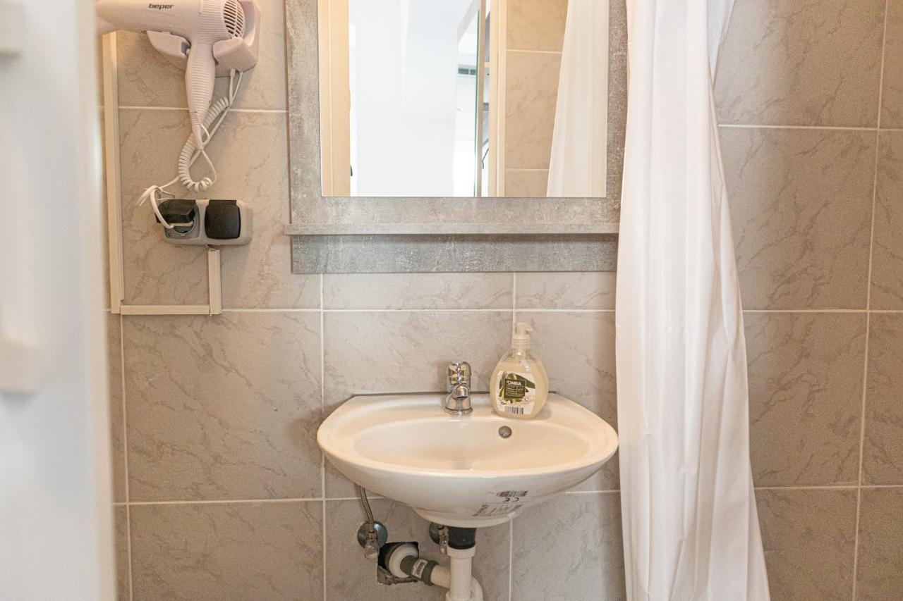 3 Standard Rooms Near Hauptbahnhof Viyana Dış mekan fotoğraf